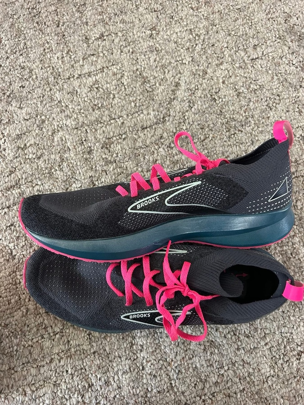 Brooks Women's Black Running Shoes with Hot Pink Accents